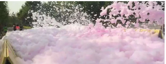 無錫田鑫化工分享曝氣池的泡沫顏色不同是怎么回事？